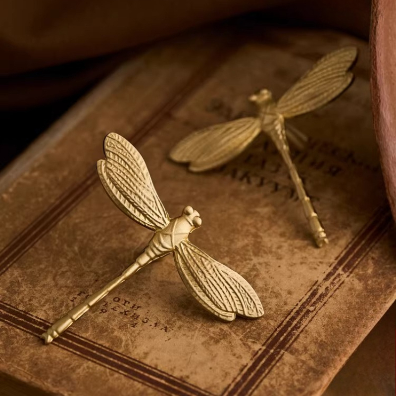 Unique Furniture Hardware - Tiradores de latón con diseño de
